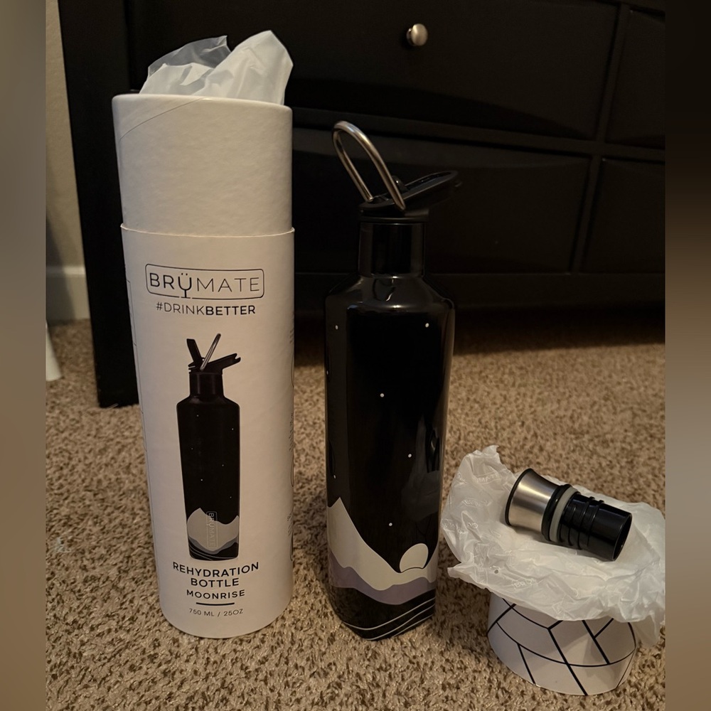 NEW BRUMATE Rehydration Bottle in Moonrise 25 oz
